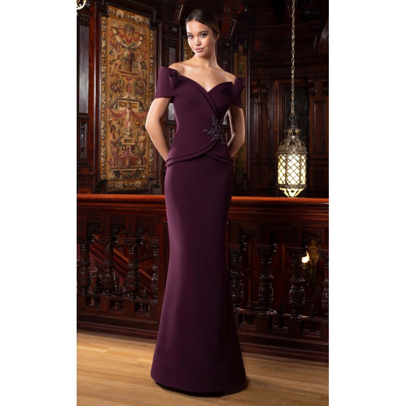 Fenduch 1550 Dress