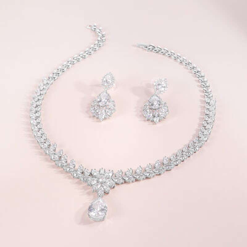 Ladies' Elegant Alloy With Irregular Rhinestone Jewelry Sets