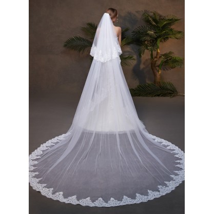 Two-tier Lace Applique Edge Cathedral Bridal Veils With Lace