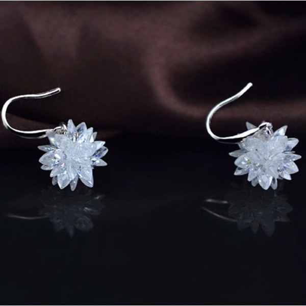 Ladies'/Couples' Elegant/Fashionable/Classic Alloy With Irregular Crystal Earrings