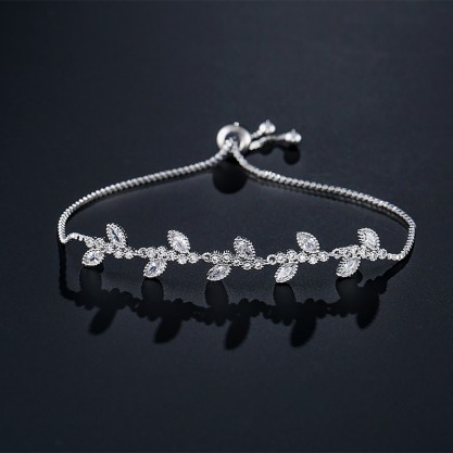 Ladies'/Couples' Elegant/Fashionable/Classic Alloy With Irregular Cubic Zirconia Bracelets