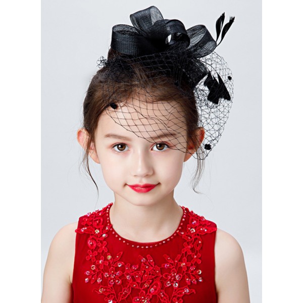 Flower Girl Nylon/Polyester/Feather Fenduchs