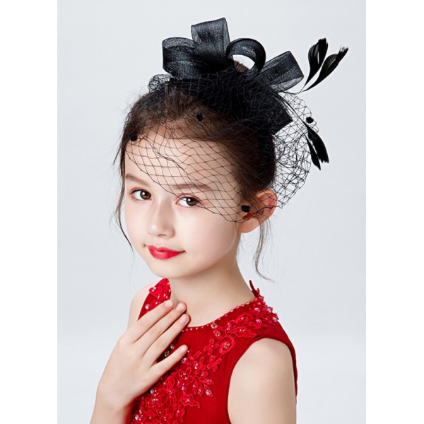 Flower Girl Nylon/Polyester/Feather Fenduchs