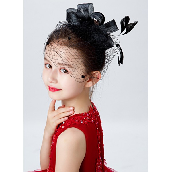 Flower Girl Nylon/Polyester/Feather Fenduchs