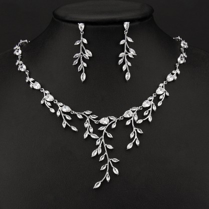 Ladies'/Couples' Elegant/Beautiful/Fashionable/Classic/Simple Alloy Rhinestone Jewelry Sets