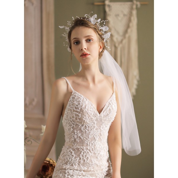 One-tier Cut Edge Elbow Bridal Veils With Lace