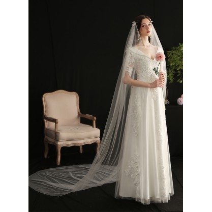 One-tier Cut Edge Cathedral Bridal Veils With Lace